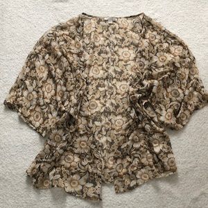 American Eagle floral sheer kimono Size XS-S